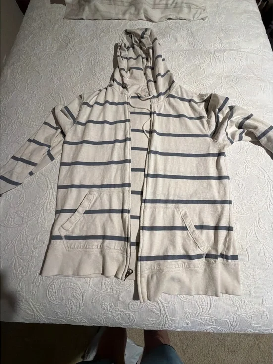 J.Crew X-Large Beige and Gray Striped Hoodie Sweatshirt