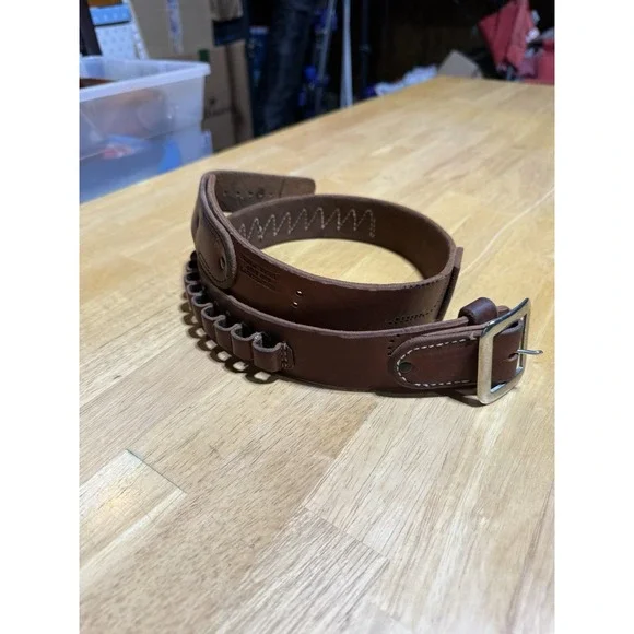 Vintage Hendrickson's Omak WA Leather Rifle Ammo Belt 20 Loop North & Judd