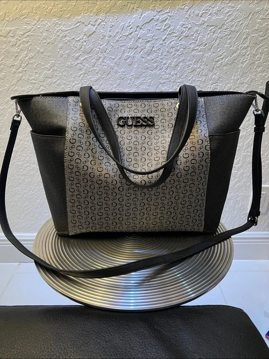 GUESS NWOT XL Black and Gray Monogram Tote with Shoulder Strap