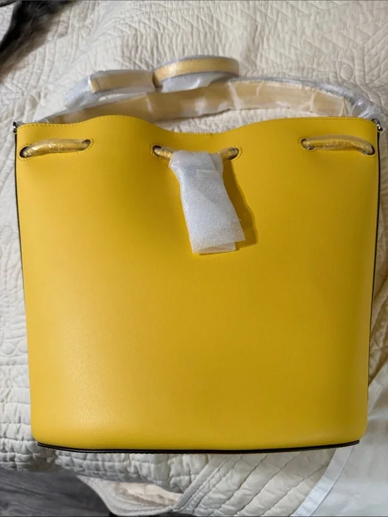Lauren Ralph Lauren Yellow Leather Bucket Tote NWT.