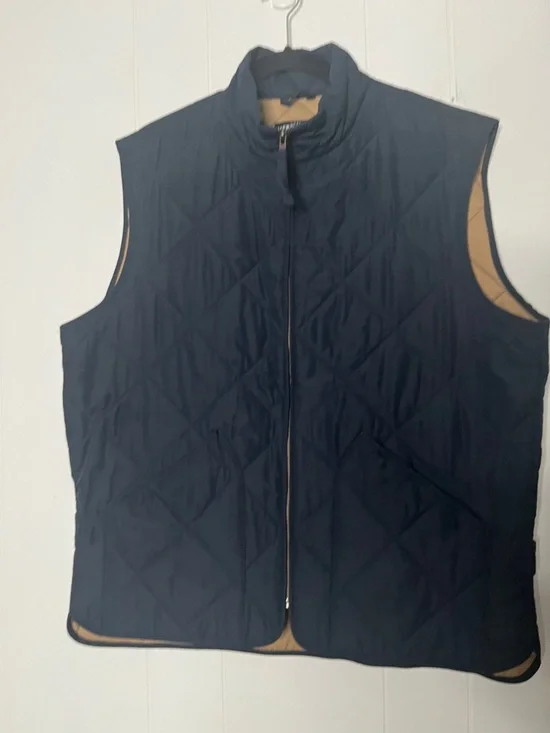J. Crew Navy Quilted Men's Vest Size L Country Preppy Layering Fall