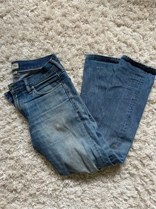 J. Crew Men's 484 Slim Jeans in Medium Blue Wash