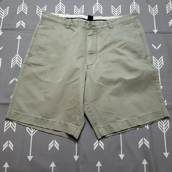 J Crew‎ Broken In Regular Fit Chino Khaki Shorts Men 35W Solid Beige Flat Front
