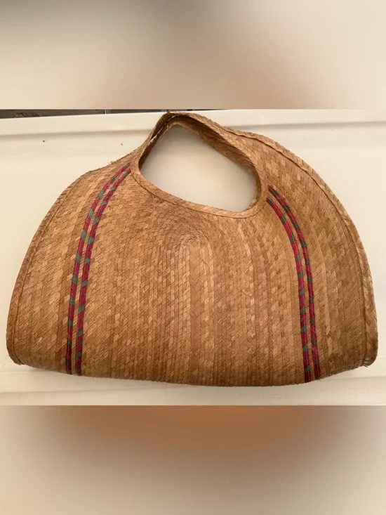 Light Woven Purse Bag