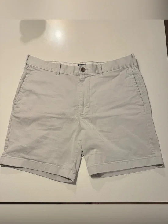 J. Crew Men’s Chino Shorts in Khaki - 7 inch