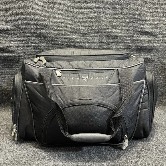Nike Golf TG0003-001 Medium Black Duffel Travel Bag Ventilated Shoe Compartment