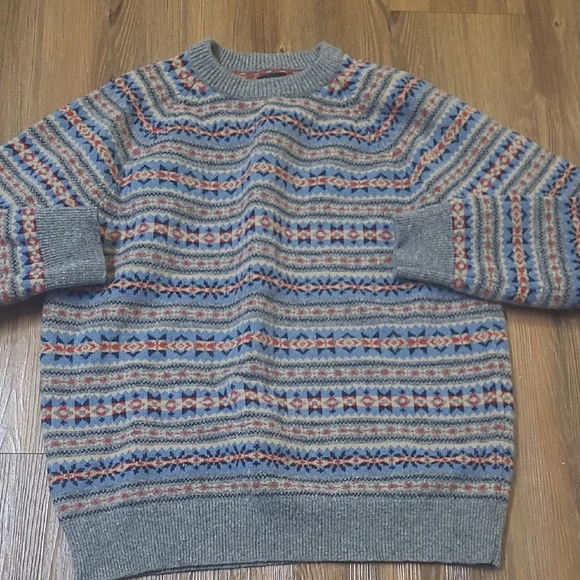 J. Crew Gray and Blue Patterned Crewneck Sweater used‎ good conditio zise L.