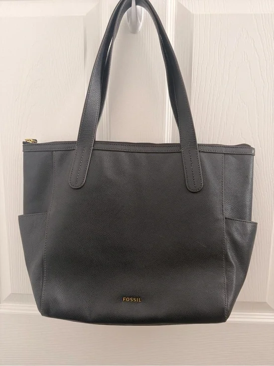 Fossil Black Pebbled Leather Tote with Side Pockets