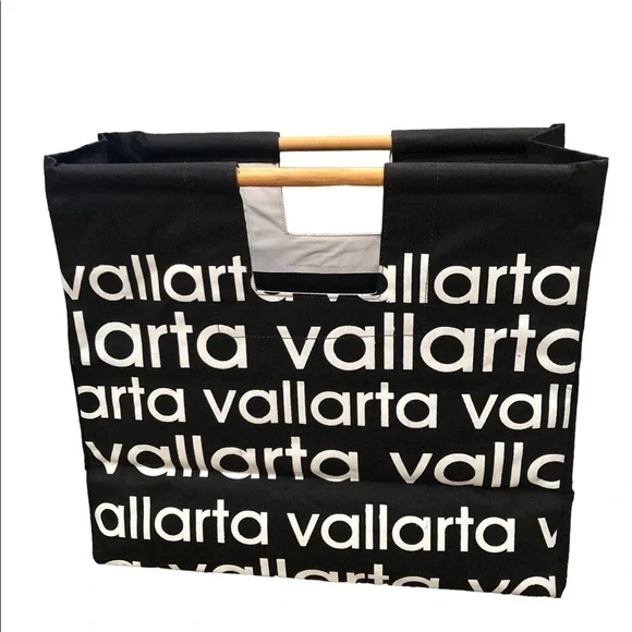 Vintage / BEACH Black and White Wooden Handled Vallarta Tote Bag