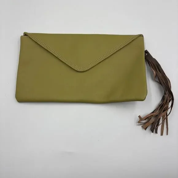 Cueropapel & Tijera Sage Green Leather Envelope Clutch With Tassel Purse