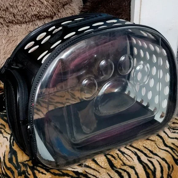 Pet Carrier Dog or Cat Black New! 	16.53