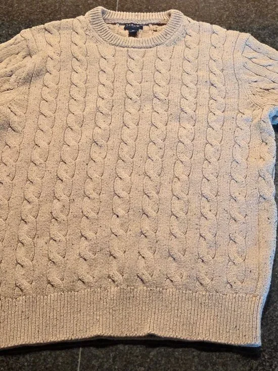 J.Crew Men's Classic Cable Knit Sweater / Medium / Oatmeal / BR940