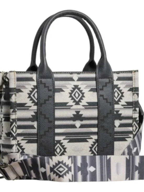 Wrangler Southwestern Tote Bag including shoulder strap New with Tags