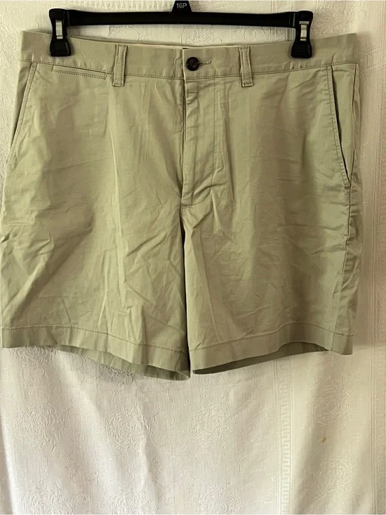J. Crew Men's Re-Imagined Cotton Chino Shorts - Light Tan Waist 34