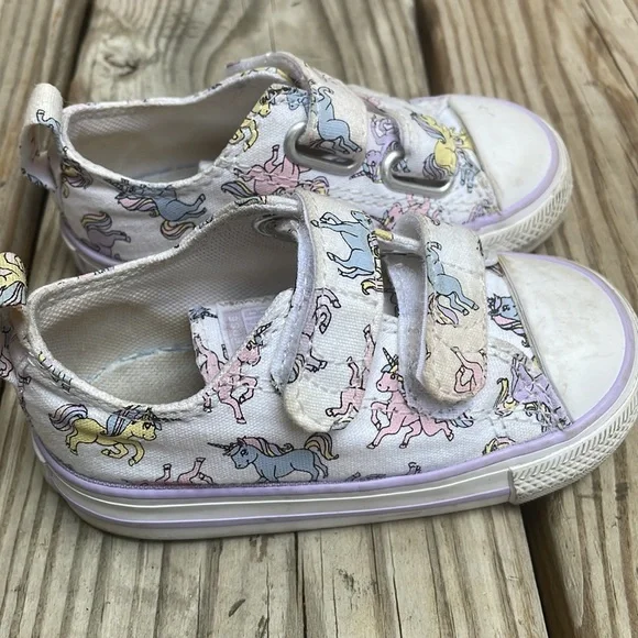 🦄 Converse Chuck Taylor All Star Ox Infant/Toddler Unicorn Sneakers Size 6