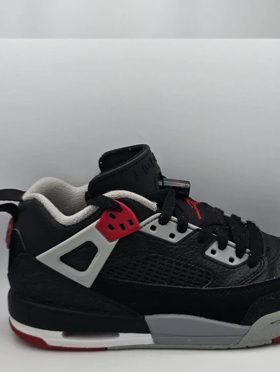 Jordan Kids Black, Red and White Retro Low-Top Sneakers
