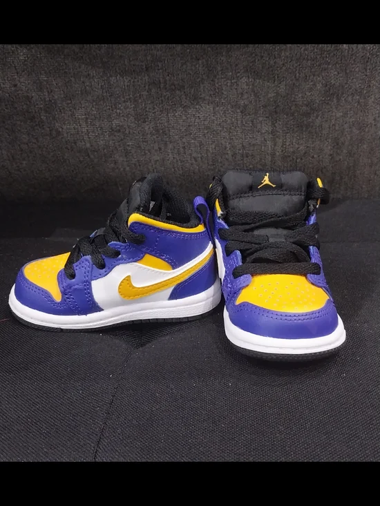 Jordan Kids' Purple & University Yellow Mid Sneakers 4c