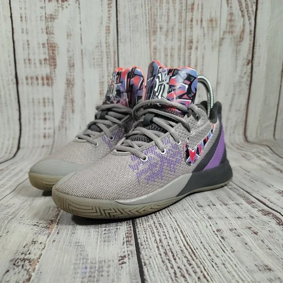 Nike Kyrie Flytrap II Kids Basketball Shoes AQ3412-003 SZ Youth 4‎ Womens Sz 5.5