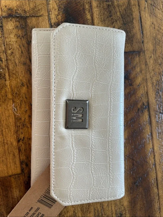 NWT Steve Madden Cream Croc-Embossed Wallet with Metal Logo Plate