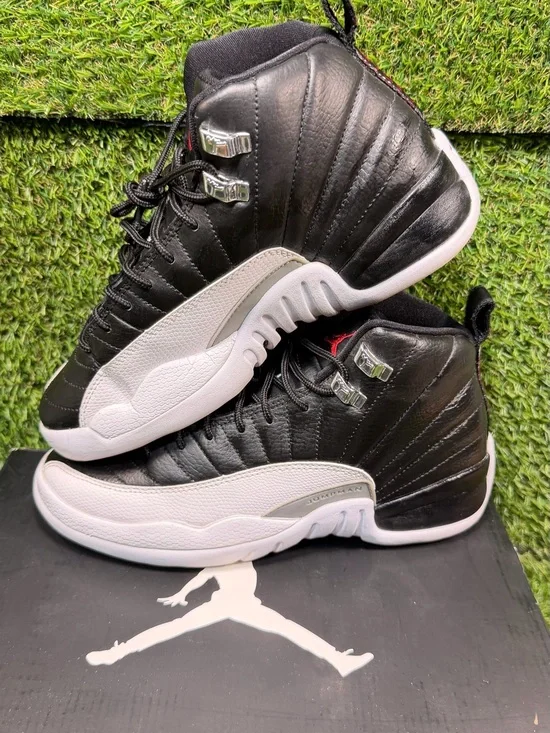 Nike Air Jordan 12 Retro Playoff GS 2012 Size 5Y 153265-001 Black White W/Box