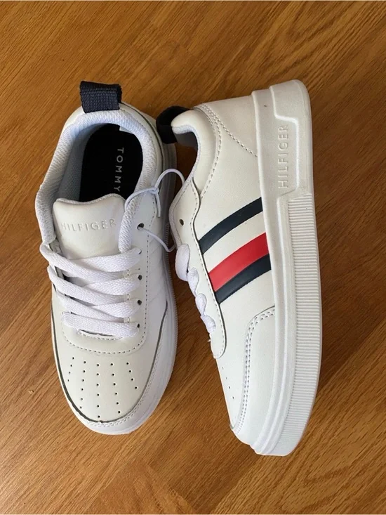 New boys Tommy Hilfiger Sz 13 White with Red & Navy Shoes