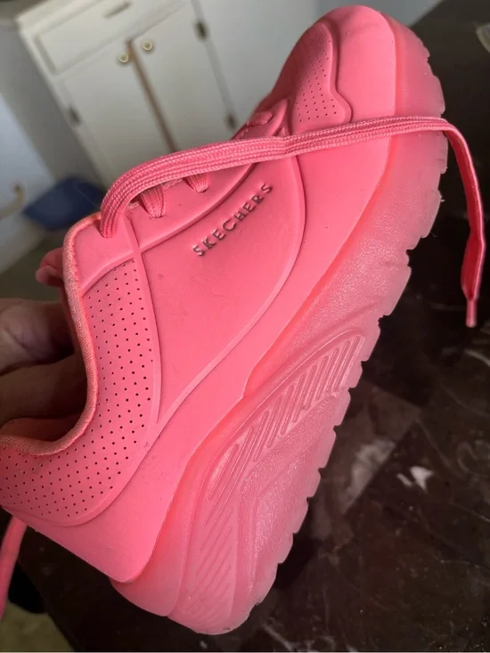Skechers girls Coral-Pink Platform Sneakers