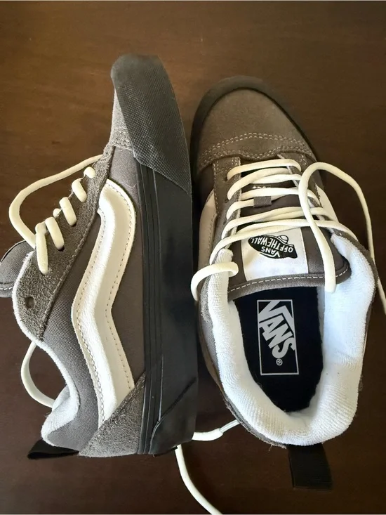 NWOT Vans Kids Gray and White Old Skool Sneakers