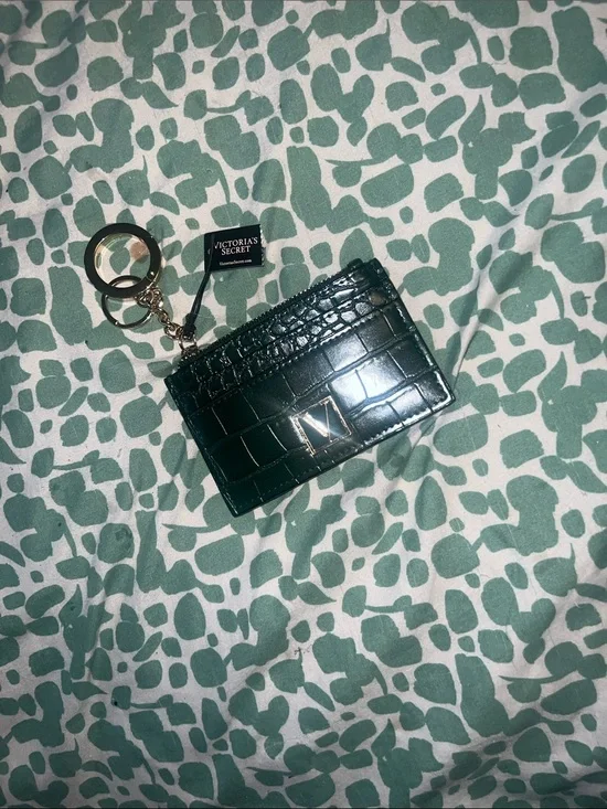 Victoria's Secret Emerald Croc-Embossed Card Case Keyring