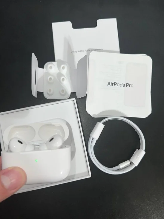 Apple AirPods Pro Earbuds with Wireless Charging Case in White