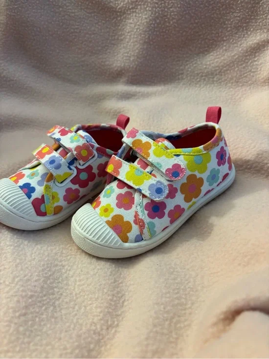 Kohl's White Canvas Kids Sneakers with Pink, Yellow, Blue & Orange Flowers