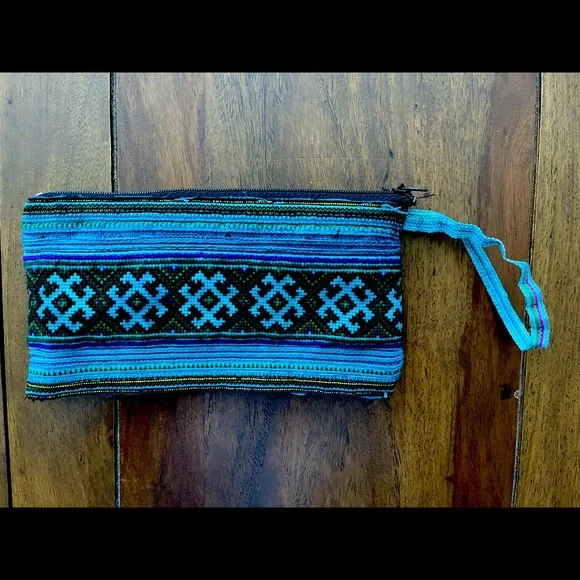 Boho Wallet - Perfect for Travel!