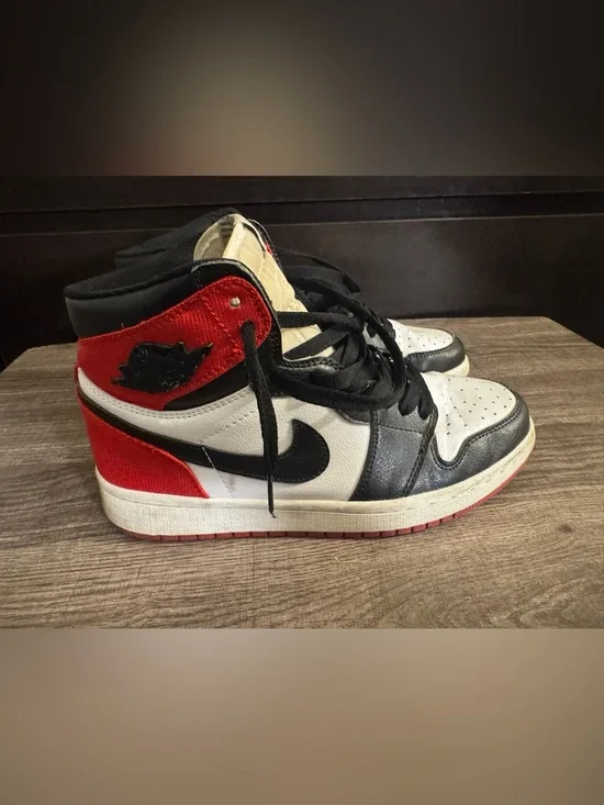 Jordan Kids High-Top Sneakers in White, Black & Red