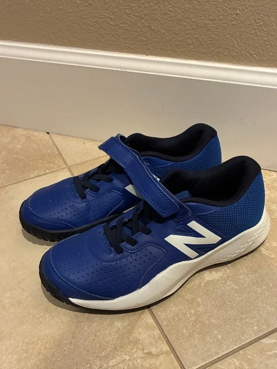 New Balance Kids Blue and White Hook-and-Loop Sneakers