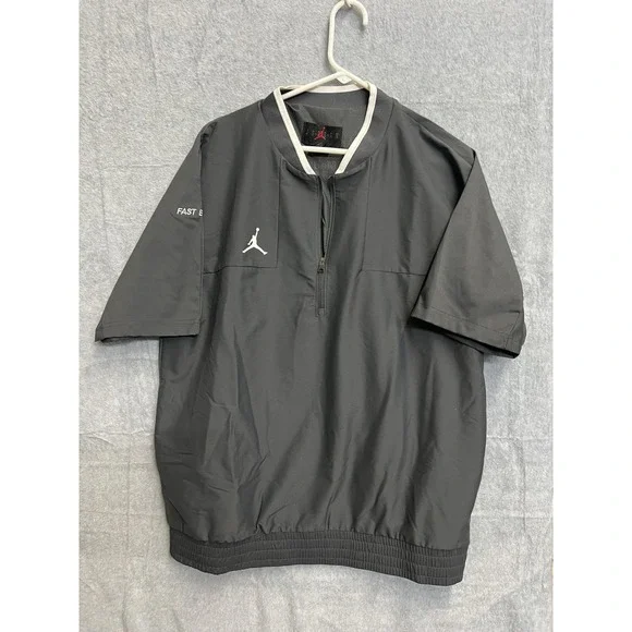 Jordan Brand Mens Grey Short Sleeve Windbreaker Quarter Zip Pullover CV5858-06 L