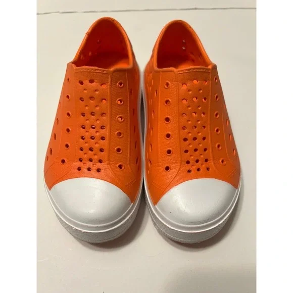 Kids size‎ 9/10 shoes (s-149)