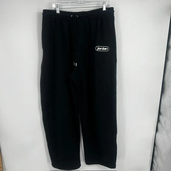 Jordan Men's Large Fleece Wide Leg Black Sweatpants Logo Drawstring RN56323