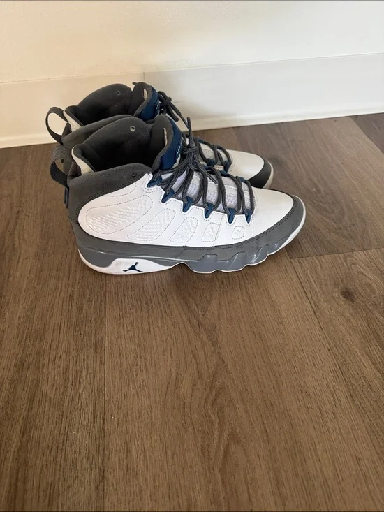 Jordan 9 flint, Men's Sneakers in White, Gray & Navy
