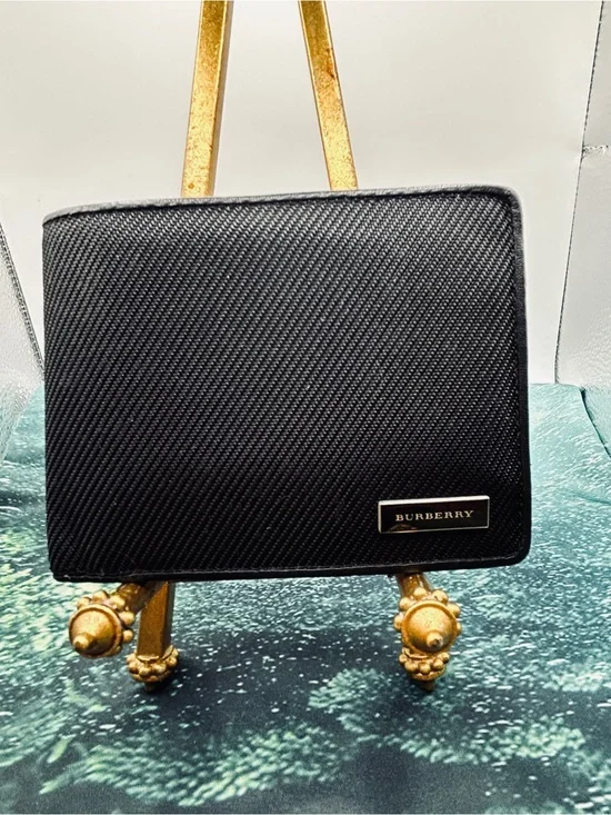 Burberry Black Textured Wallet Leather Interior, Coin Pouch VGC BB Check Lining