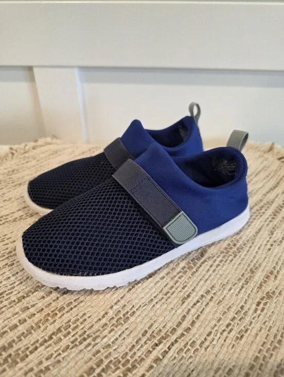 🌊 Cat & Jack Boys Girls Kids Size 12 Pull On Velcro Water Shoes