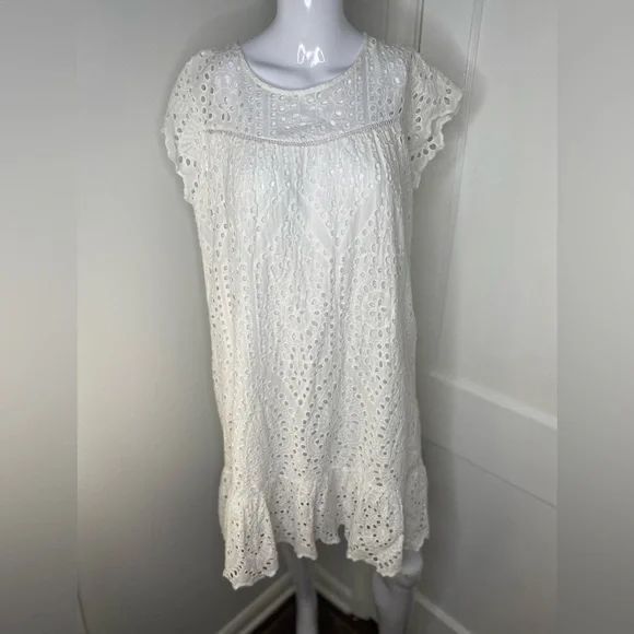 VZ Vanessa Zani NWT White Eyelet Lace Dress. Made in Italy