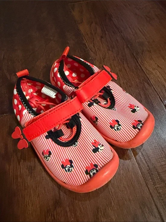 Disney Minnie Mouse Red and White Striped Water Shoes with Heart Charm