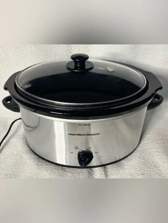 Hamilton Beach Silver and Black Slow Cooker with Glass Lid