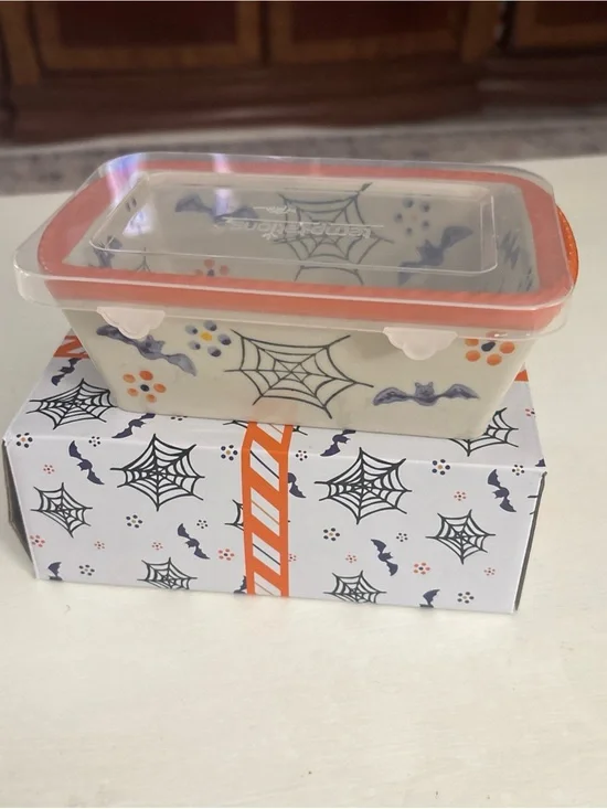 Temp-Tations Halloween 12 oz White Ceramic Loaf Dish with Blue Logo