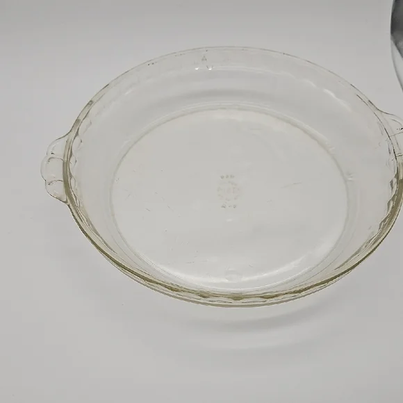 Pyrex Glass Pie Dish with Embossed Logo