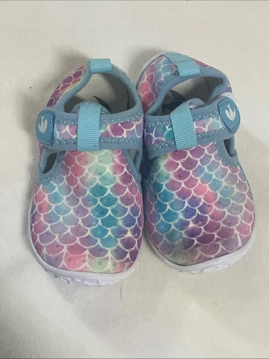 ⭐️4 for $20 Kids Mermaid Scales Pastel Water Shoes
