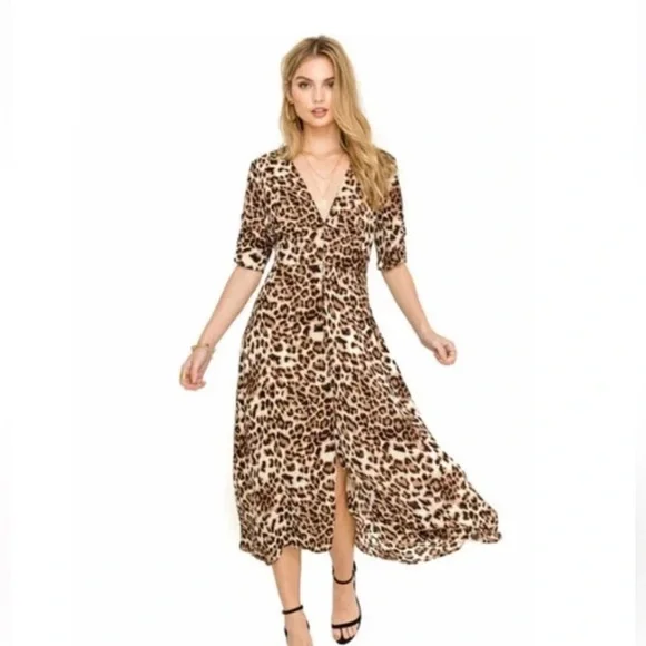 ASTR The Label leopard print button-down dress