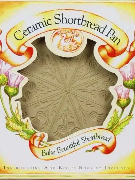 NWT- Brown Bag Ceramic Shortbread Pan - Decorative Tan Bakeware