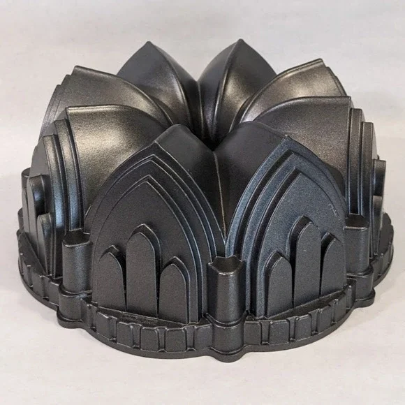Nordic Ware Cathedral Bundt Pan Cast Aluminum 9 Cup Gothic Arch Graphite Gray