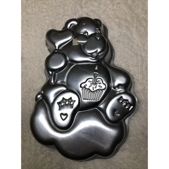 Vintage 1983 Wilton Care Bears Bear Shape Cake Pan #2105-1793 Retired Pre Owned