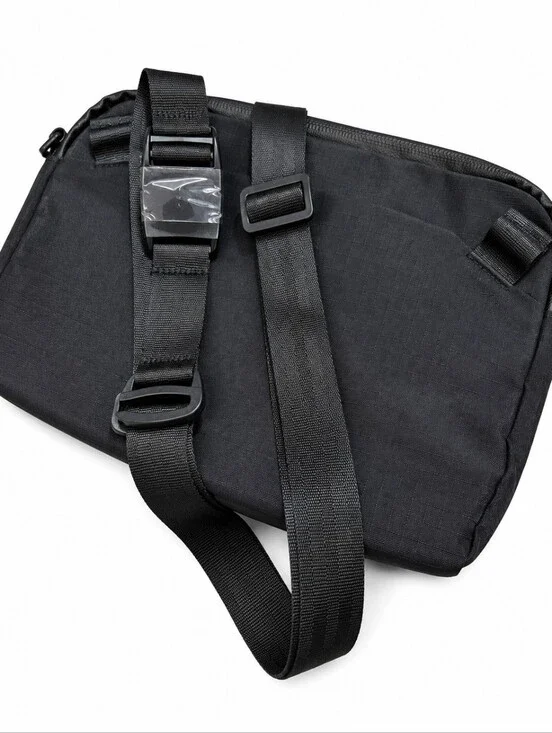 NWT Alpaka FLight Sling Black Axoflux 21OD Waterproof Crossbody Travel Bag